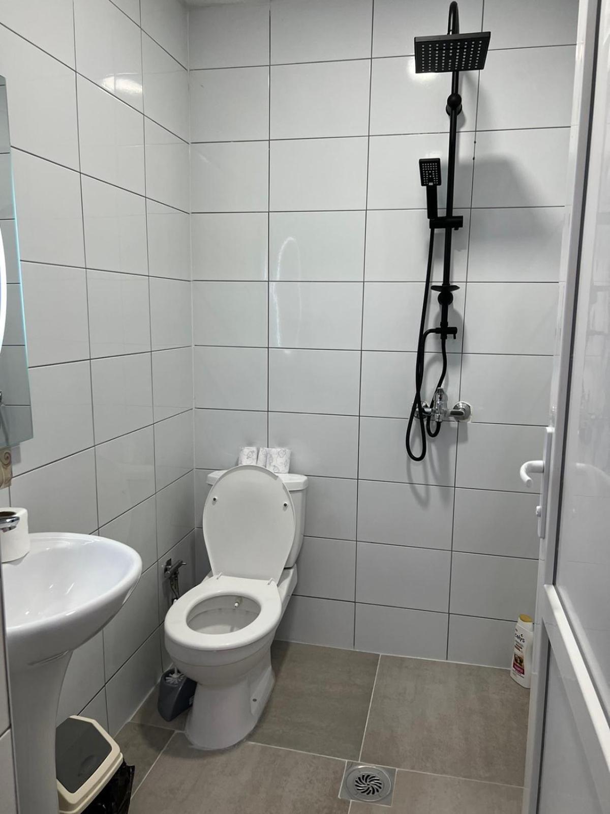 Hotelwhite Gjilan Εξωτερικό φωτογραφία