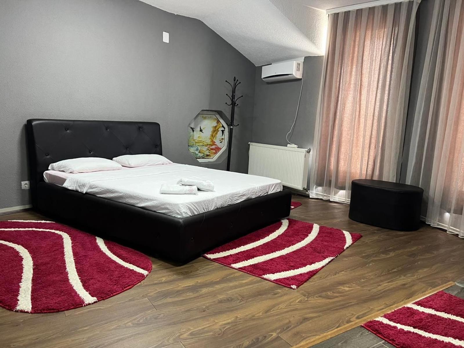 Hotelwhite Gjilan Εξωτερικό φωτογραφία