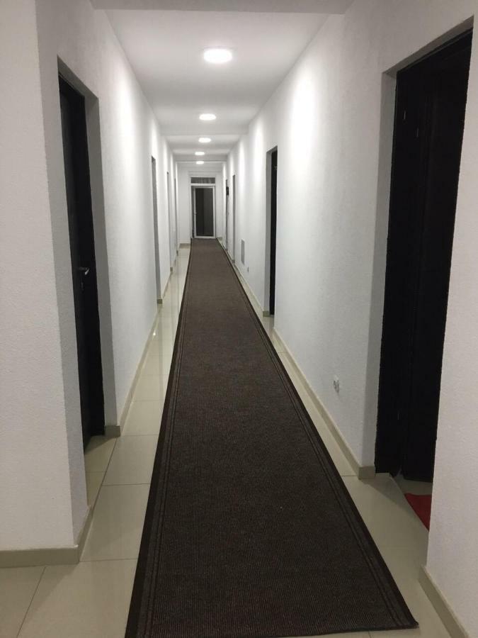 Hotelwhite Gjilan Εξωτερικό φωτογραφία